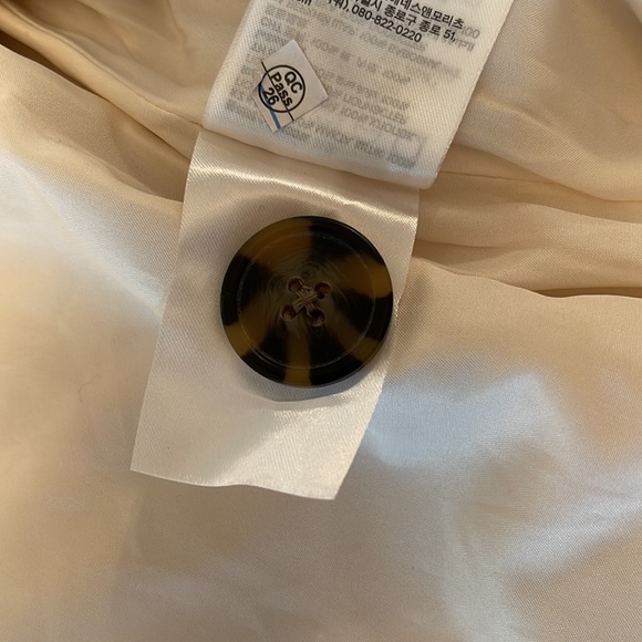 NWOT H&M Ivory denim jacket. - Picture 10 of 10